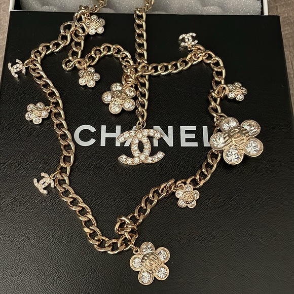 CHANEL VINTAGE BELT or NECKLACE, Circa 2002 - Picture 3 of 7